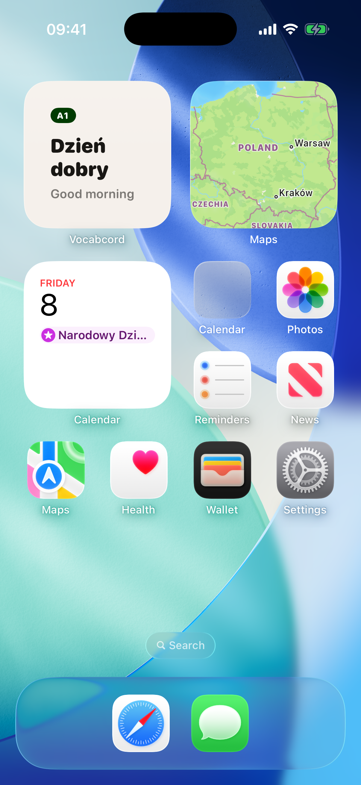 Lock-screen widget showing the most recent phrase